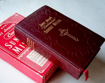 1957 vintage  , religious , catholic, rare  book"  Saint Joseph  Continuous   Sunday  Missal " Confraternity  Version, by Rev. Hugo Hoever.