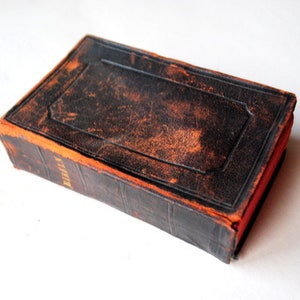 Religious vintage 1894  Swedish language , rare  Bible (Bibeln, Eller Den Heliga Skrift, Gamla och Nya Testaments).
