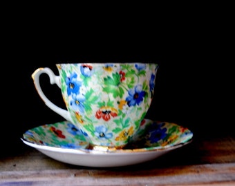 Summer tea time vintage 60s, porcelain multi color chintz flowers  tea set.  #9181. By Ardalt, England.