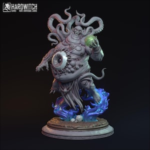Può includere: Una figura fantasy grigia e grottesca con tentacoli, che tiene in mano un globo verde. La figura ha un occhio grande e si trova su una base con fiamme blu e teschi. Il logo Hardwitch Games si trova in alto a sinistra.