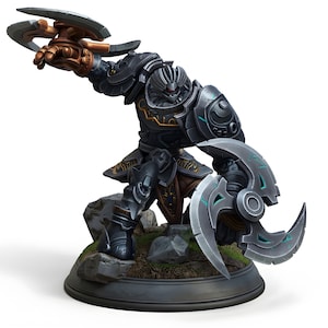 Può includere: Statuetta dettagliata di un guerriero in armatura scura, che brandisce due lame a forma di mezzaluna. La figura è posizionata dinamicamente su una base rocciosa, con accenti dorati e turchesi. Il design generale suggerisce un tema fantasy o fantascientifico.