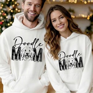 Doodle Mom PNG — Distressed Dog Mom Design | 300 DPI Transparent Sublimation PNG (Instant Download)