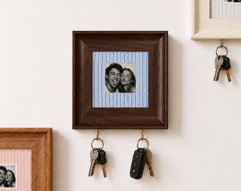 Marco de fotos de tela a rayas para parejas que se mudan juntas, llavero, regalo personalizado