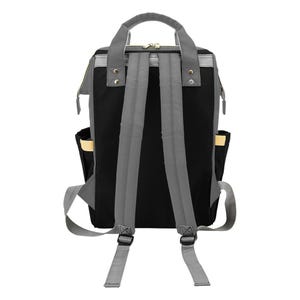 Bolsa de pañales para niño, mochila personalizada para bebé, bolsa de pañales a cuadros blancos y negros con nombre del bebé, regalo personalizado para bebé imagen 3