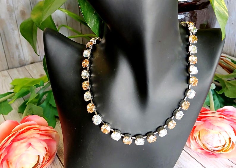 Handmade Formal Swarovski Crystal Necklace, 8mm Austrian Crystal Choker, Bridal Jewelry, Prom Necklace, Crystal Jewelry bild 3
