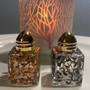 Hand painted small salt & pepper shaker set