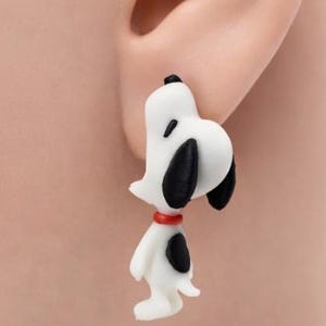 Pendientes de mordisco de Snoopy
