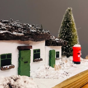 IRISH COTTAGE ミニチュアハウス 置物 Miniature Irish Cottages - Etsy