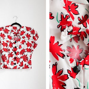 Vintage Petite 50s Red and White Floral Top UK8 Size XS-S image 2