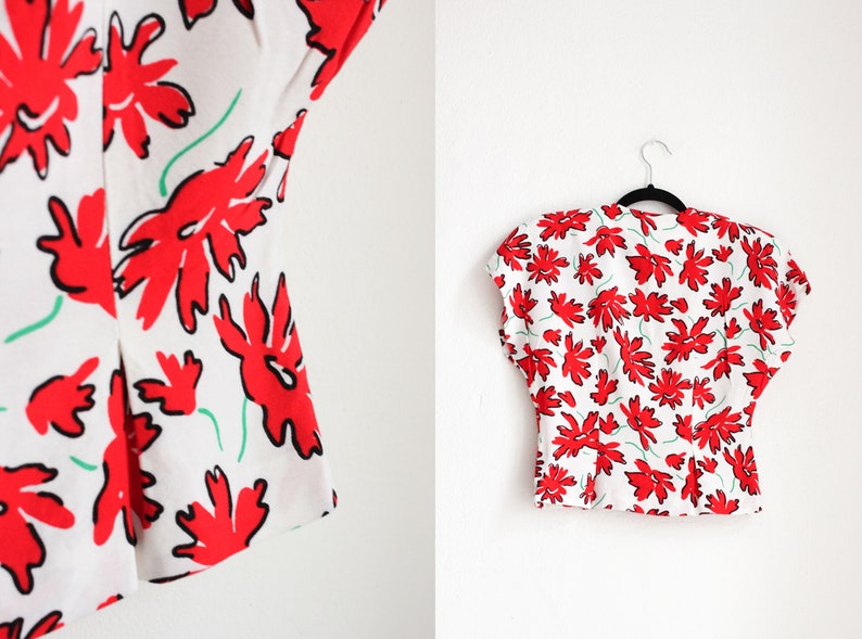 Vintage Petite 50s Red and White Floral Top UK8 Size XS-S image 3