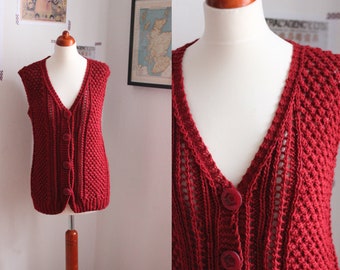 Vintage Burgundy Red Textured Vest / Hand Knitted Waistcoat / 70s Chunky Knit / UK14