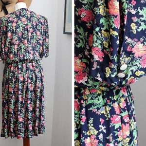 Vintage Royal Garden Party Dress / UK12-14 / Floral Print Dress / 80s French Dress image 3