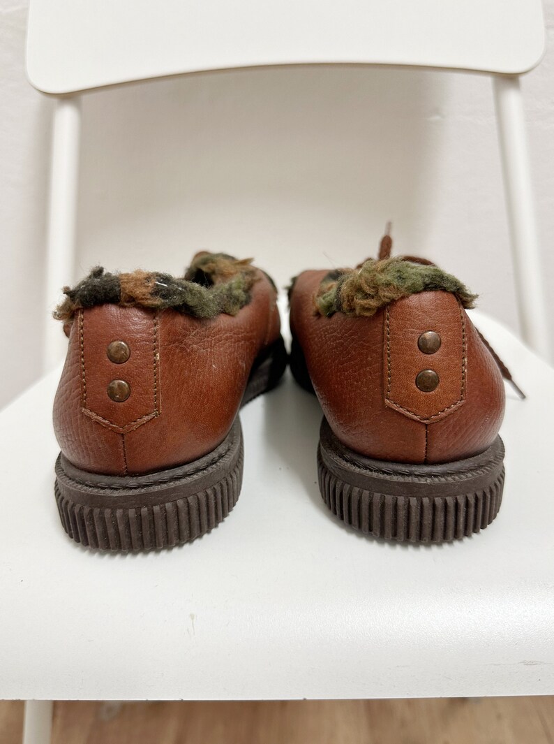 Faux Fur Lined Vintage Shoes with laces. image 4