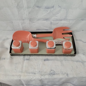 Vintage Sterilite Hostess Salad Set Salt and Pepper Shakers and Salad Fork and Spoon Salmon PInk Set