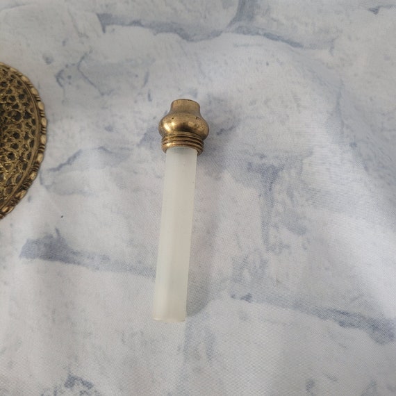 Vintage Ormolu Perfume Bottle Ornate Gold Brass F… - image 7