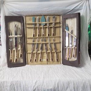 Vintage Regent Sheffield Stainless Steel Cutlery Set Knife Set English Blade Cutlery Set in Original Box 1970s 17 Piece Set