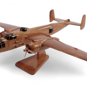 Handcrafted Mahogany B-25 Mitchell Airplane Replica – Aviation Display