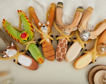 Personalized handmade animal wooden slingshot, Hand-painted Toy Log Slingshot,custom wooden slingshot, animal slingshot