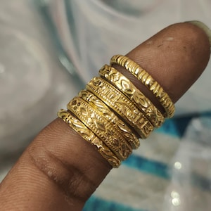 Stapelbara guldringar i set med 6, Eleganta guldringar, Minimalistiska stapelringar, Ringset i lager, Boho guldsmycken, Vardagsringar
