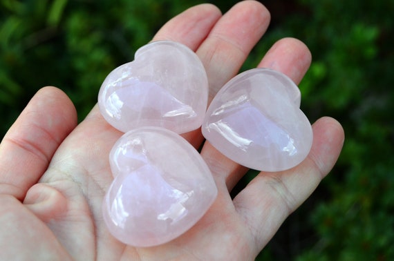 Cristal de cœur de quartz rose Pierre précieuse de cœur naturelle Cristaux  de méditation -  France