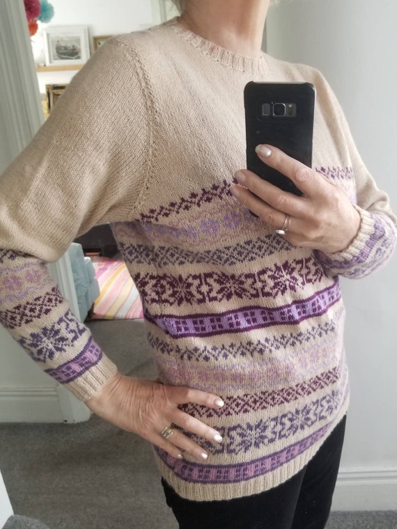 Hand knitted wool fairisle sweater beige purple p… - image 3