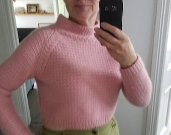 Debbie Bliss cropped handknit super soft sweater merino cashmere blend pale peachypink sweater L