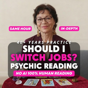 Puede incluir: Una persona de cabello oscuro con gafas y una blusa roja oscura, detrás de una mesa con cartas de tarot y cristales. El texto dice: SAME HOUR, IN-DEPTH, 40+ YEARS PRACTICE, SHOULD I SWITCH JOBS? PSYCHIC READING, NO AI 100% HUMAN READING.