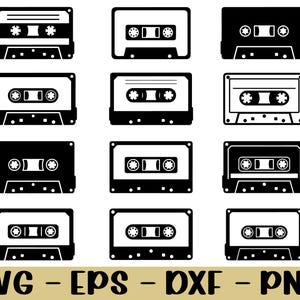 Puede incluir: Una colección de doce ilustraciones de cintas de cassette en blanco y negro. Los diseños varían en detalle, algunos presentan componentes internos más intrincados. La parte inferior de la imagen muestra el texto "SVG - EPS - DXF - PNG" en color dorado.