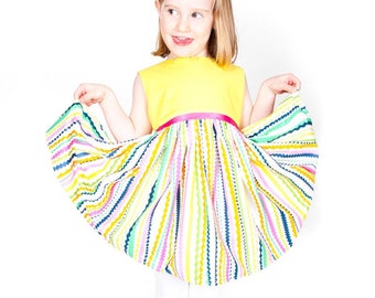 Classic Baby Girls Dress Pattern - Beginners Easy Sew sewing pattern - Instant PDF Download - Multi Size Ages 1 to 5
