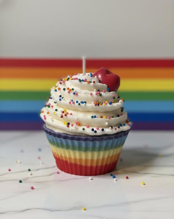 Rainbow Cupcake Candle – Hand-Poured Birthday Cake Scent, Party Decor, Personalized Birthday Gift