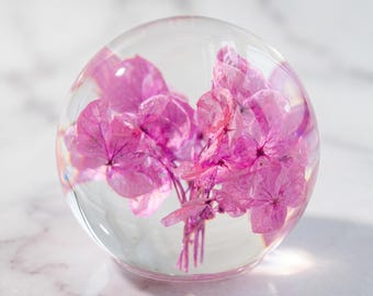 Purple Hydrangea Lamp, Custom Engraved Gift, Luxury Purple Flower Lamp, Personalized Hydrangea Night Light, Elegant Resin Decor Gift