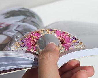 Unique Gift for Mom, Birth Month Flower Resin Book Holder with Real Pressed Flowers, Botanical Thumb Page Holder, Handmade Reading Accessory