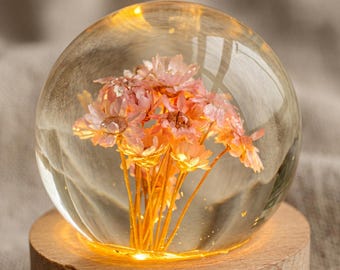 Mother‘s Day Gift,  Pink Daisy Resin Night Light, Personalized Flower Lamp, Custom Engraved Gift for Mom, Aesthetic Soft Glow Decor