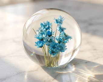 Mothers Day Gift for Mom, Blue Daisy Resin Night Light, Personalized Engraved Flower Lamp, Custom Name Lamp, Cozy Bedside Light