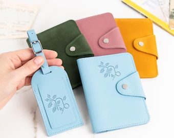 Personalized Leather Passport Holder Set – Birth Flower & Initials