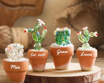 Crystal Beaded Cactus Suncatcher Ornament, Mini Potted Plant, Rainbow Light Maker Desk Decor,Handmade Mini Plant for Home Decor