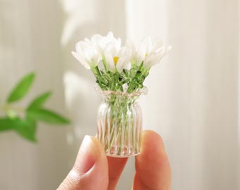 Handmade Mini Glass Birth Flower Sculpture,Glass Flower Bouquet,Hand Blown Floral Figurines,Gift for Mom&Her,Personalized Gifts,Home Decor