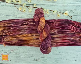 Hand-Dyed Worsted Weight Superwash Merino Wool Yarn: Sedona Sunset