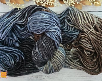 Hand-Dyed Superwash Merino Wool Yarn: Away in a Manger Christmas Colorway