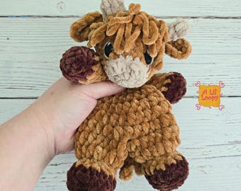 Crocheted Highland Cow Snuggler