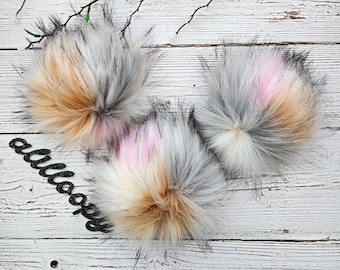 Neapolitan Faux Fur Pom Pom