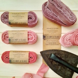 Straccetti_ Strisce di cotone tinte a mano con colori naturali