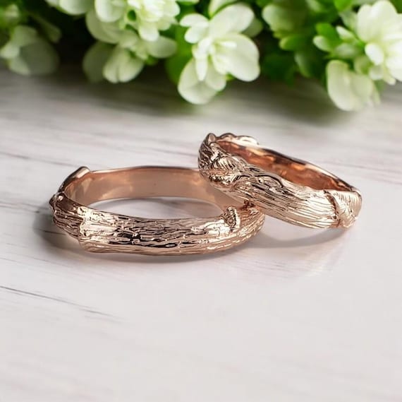 Twig Wedding Band Set, Unisex Rings in Yellow, White, or Rose Gold, Set of Two Branch, Twig & Leaf Rings Hand sculpted by Dawn Vertrees