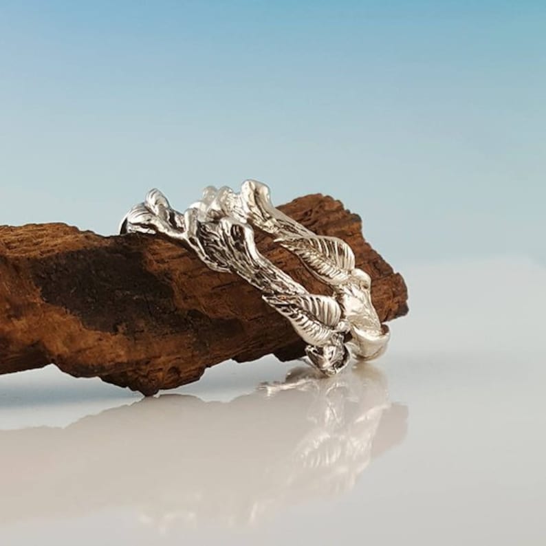 Hand Sculpted Silver Leaf Ring Vine Ring Sterling Silver Ring Feather Ring Hematite Ring zdjęcie 10