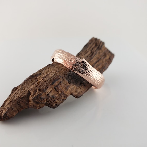 Twig Branch Wedding Band in 14k or 18k Solid Gold, Unisex Wedding Band, Twig Wedding Band, Hand Sculpted Gold Wedding Ring by Dawn Vertrees