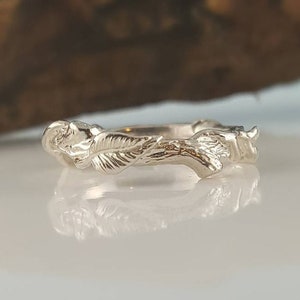 Hand Sculpted Silver Leaf Ring Vine Ring Sterling Silver Ring Feather Ring Hematite Ring zdjęcie 3