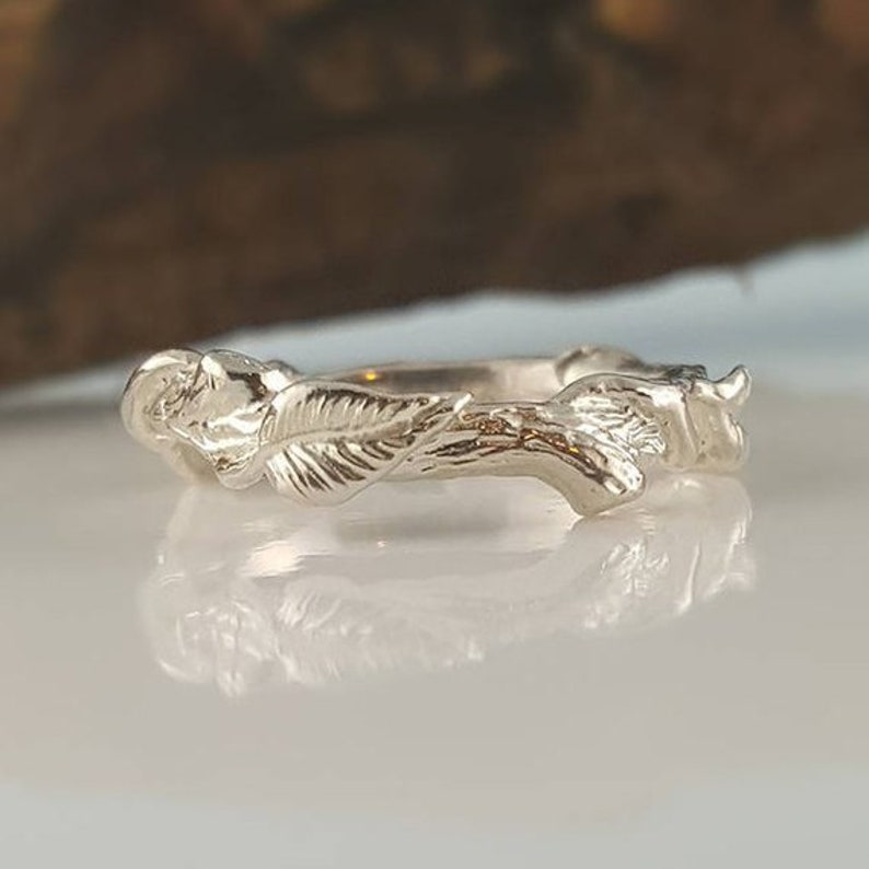 Hand Sculpted Silver Leaf Ring Vine Ring Sterling Silver Ring Feather Ring Hematite Ring zdjęcie 3