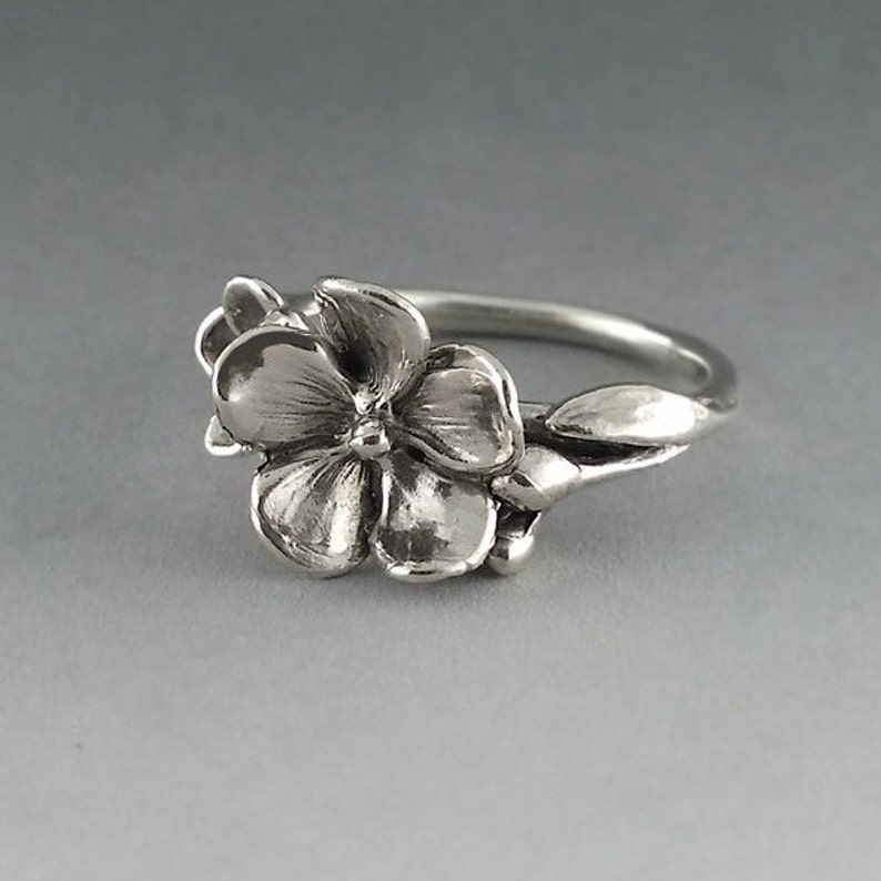 Sterling Silver Flower Ring Just a Pretty Silver Ring Floral - Etsy