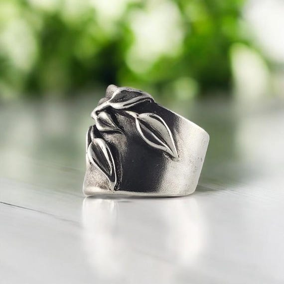 Silver Leaf Ring, Wide Sterling Silver Ring with Leaves, Modern design with leaves and stems, Knuckle Ring Handmade by Dawn