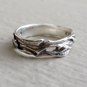 Branch Style Wedding Band, Silver Tree Ring, Leaf Ring, Unisex Engagement Ring, Nature Wood Wedding Band by DV Jewelry Designs